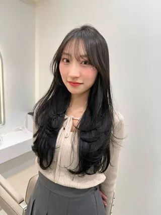 ロング IVE（イヴ）所属・IVE jukuのヘアスタイル