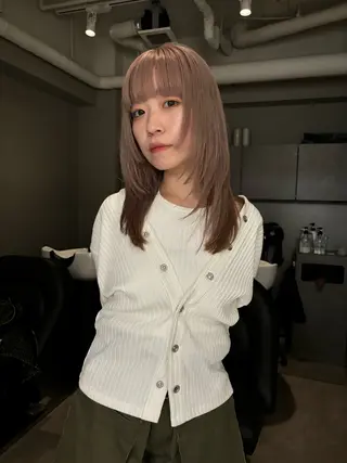 ミディアム カラー ハイトーン/ ボブ 中村麟のヘアスタイル