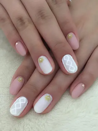 ネイル Sympa 𝓜iwako🐰ᩚのネイルデザイン