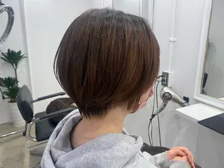 ショート Plaatje(プラーチェ)古淵店所属・【ウルフ/レイヤー/ 白髪ぼかし】タツヤのヘアスタイル
