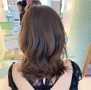 ミディアム カラー raffine  esthetic salon所属・🌻raffine 脱毛/まつ毛/ヘアーのエステ・リラクイメージ