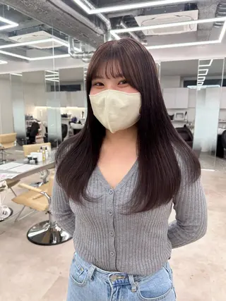 ロング 👒透明感カラー yui👒のヘアスタイル