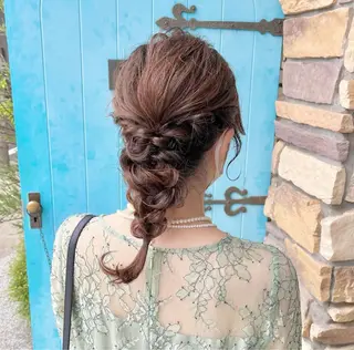 ミディアム ヘアアレンジ 伊藤 玲衣のヘアスタイル