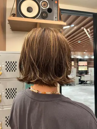 ミディアム ｼｮｰﾄｶｯﾄ 梅田 山下　すみれのヘアスタイル