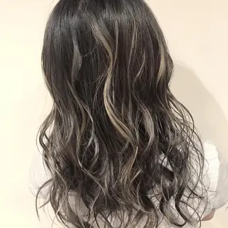 ミディアム カラー AMI Hair  supply所属・髪質改善カラー 韓国風レイヤーのヘアスタイル