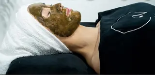 シミ毛穴|眉Wax THE flowのエステ・リラクイメージ