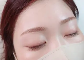 アイブロウ メンズ NAZ eyelash&eyebrow by medical salon所属・NAZ 表参道 Tomokoのマツエク・マツパデザイン