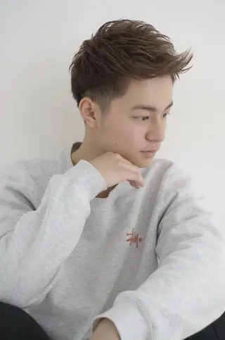 カラー メンズ 佐野 太河のヘアスタイル