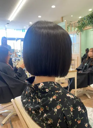 ショート 金山 友香🕊のヘアスタイル