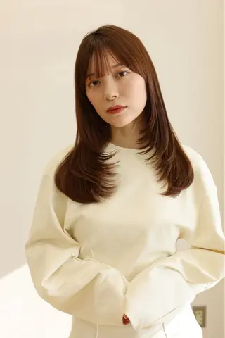 セミロング 今岡 育美のヘアスタイル