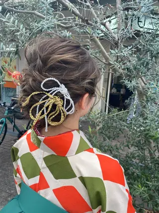 ミディアム ヘアアレンジ ENIF ヤマグチアツコのヘアスタイル