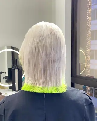 セミロング Iris所属・ハイトーン特化サロン 💎MOCA💎のヘアスタイル