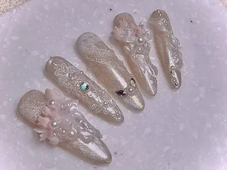 ネイル KARI ネイルサロンのネイルデザイン