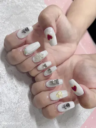 ミディアム ネイル 《LB》ラブリエ Nail&eyeのマツエク・マツパデザイン