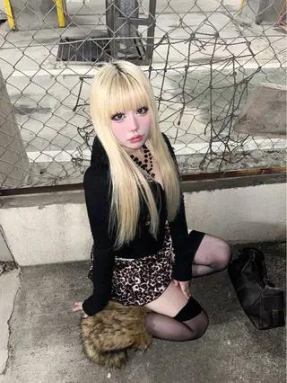 ロング ハイトーン/ ウルフ/suzuhaのヘアスタイル