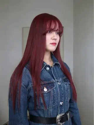 ロング maruquee de mashu所属・モモコ/ブリーチ/ ミルクティカラーのヘアスタイル