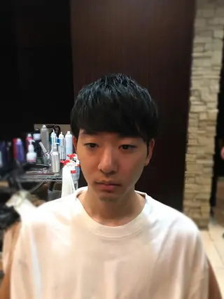 ミディアム 佐々木 宥人のヘアスタイル