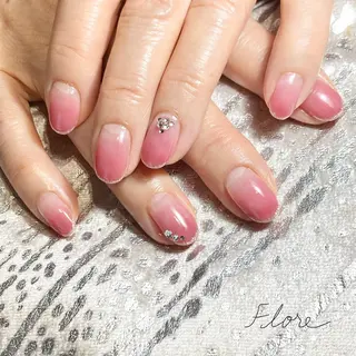 ネイル Flore (フロール)の眉毛・アイブロウイメージ