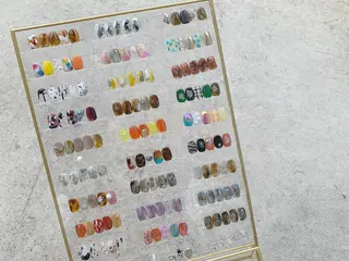 ネイル Rena colore'のネイルデザイン