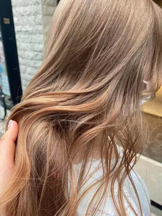 セミロング カラー ヘアアレンジ アンククロス渋谷【ANKH CROSS】所属・韓国ヘア┊︎レイヤー ┊︎haruka🌙のヘアスタイル