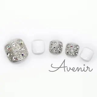 ネイル Avenir 表参道 nail＆eye予約のネイルデザイン