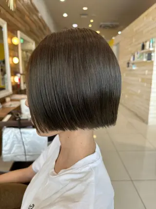 ショート Ancheri by flammeum戸塚店所属・ひな/ボブカット/ ブリーチなしWカラーのヘアスタイル