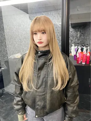 ロング カラー Ria OSAKA　梅田所属・マリカ🦋韓国 ハイトーン/エクステのヘアスタイル