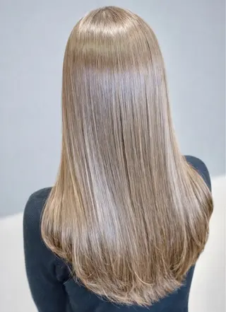 ミディアム neuf所属・ケアブリーチ 髪質改善/池袋のヘアスタイル