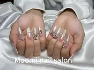 ロング moomi nailのネイルデザイン