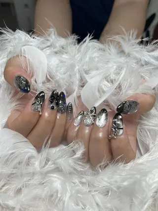 ネイル DEMAIN- 🌹のネイルデザイン