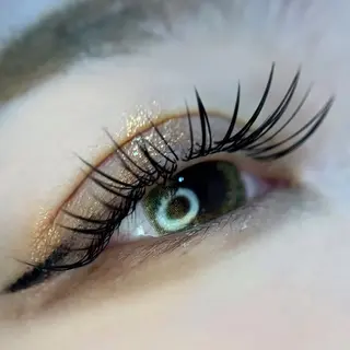 マツエク・マツパ Creadear紙屋町店所属・紙屋町研修センター まつ毛専用のマツエク・マツパデザイン