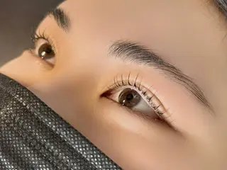 マツエク・マツパ 梅田駅近！半個室 M'sアイブロウの眉毛・アイブロウイメージ