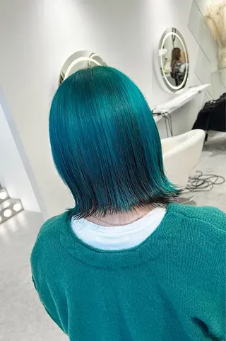 ミディアム カラー Iris所属・ハイトーン特化サロン 💎MOCA💎のヘアスタイル