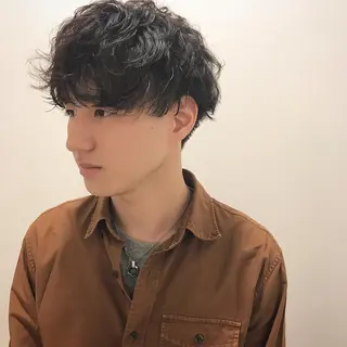 ショート カラー パーマ メンズ 平内 賢人のヘアスタイル