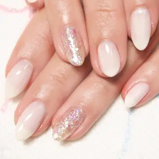 ネイル 山田 麻衣のネイルデザイン