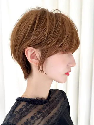 ショート ショートヘア くすみカラー、大場猛のヘアスタイル