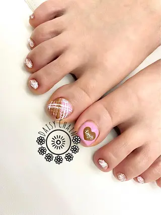 ネイル Daisy Chain所属・DaisyChain 新百合ヶ丘MIKIのネイルデザイン