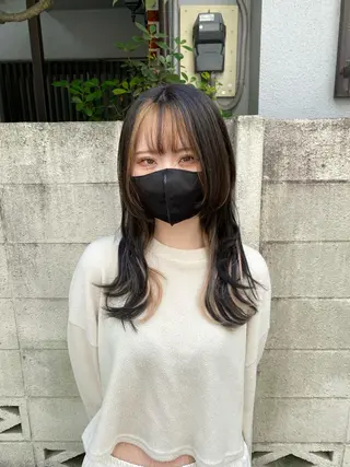ミディアム レイヤーウルフ エクステ磯部のヘアスタイル