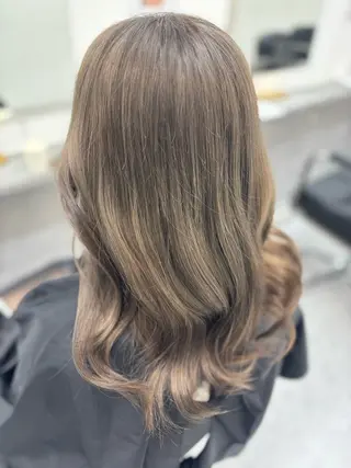 ミディアム 片山 藍里/ダブルカラー/のヘアスタイル