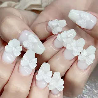 ネイル Queens 榊 まおのネイルデザイン