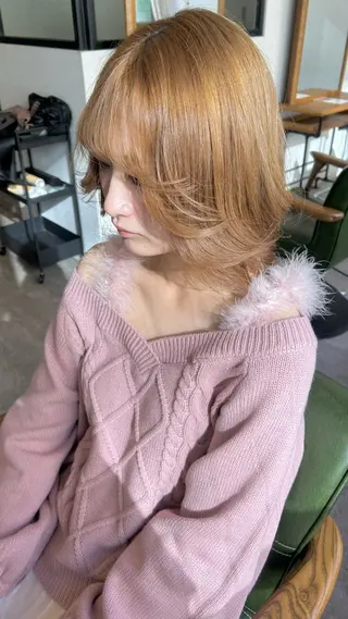 セミロング カラー Yo ／ ulu.のヘアスタイル