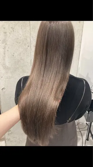 ロング ✨色持ちの良い艶 カラー✨蟹江真世のヘアスタイル