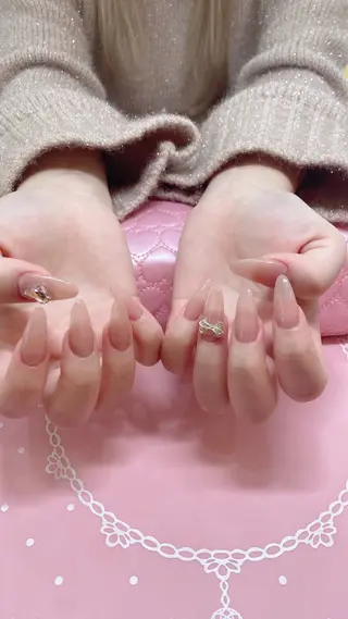 ネイル Nikoネイルサロン中野店所属・merci リカのネイルデザイン