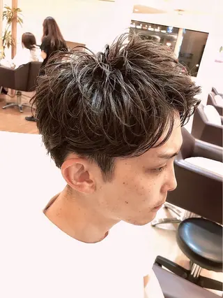 ショート 梶  睦⛄️ カット/カラーのヘアスタイル