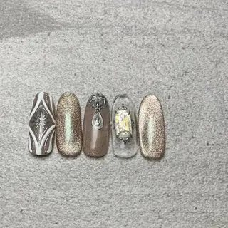 ネイル atelier　FIORITURA所属・FIORITURA aiのネイルデザイン