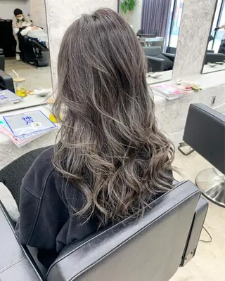 ロング レイヤーカット TAIKIのヘアスタイル