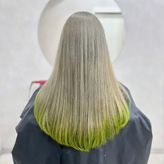 ロング カラー 澤木 愛美のヘアスタイル