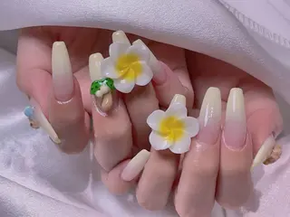 ネイル M2ネイルサロン【長さ出し&フィルイン導入店】所属・長さ出し専門店 RIRIのネイルデザイン