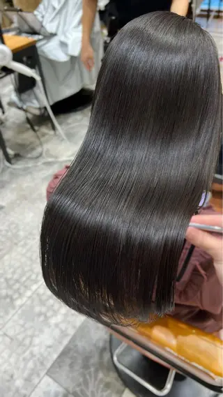 ロング カラー パーマ 美髪ヘッドスパ🫧 西山紗奈江💆‍♀️のヘアスタイル