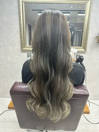 ロング カラー Lien 深井店のヘアスタイル